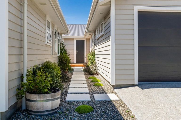 Photo of property in 116 Stalker Road, Lower Shotover, Queenstown, 9304