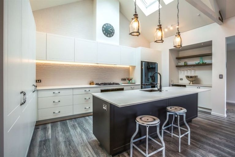 Photo of property in 195 Navigation Drive, Whitby, Porirua, 5024