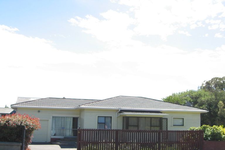 Photo of property in 73 North Parade, Richmond, Christchurch, 8013