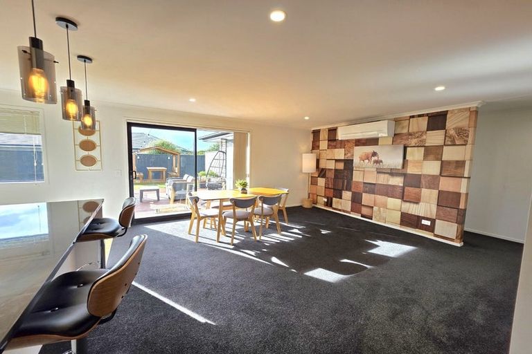 Photo of property in 35 Keene Drive, Bell Block, New Plymouth, 4312