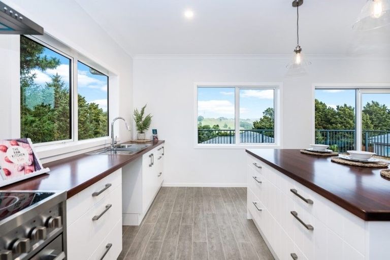 Photo of property in 21 Michel Colombon Close, Maunu, Whangarei, 0110