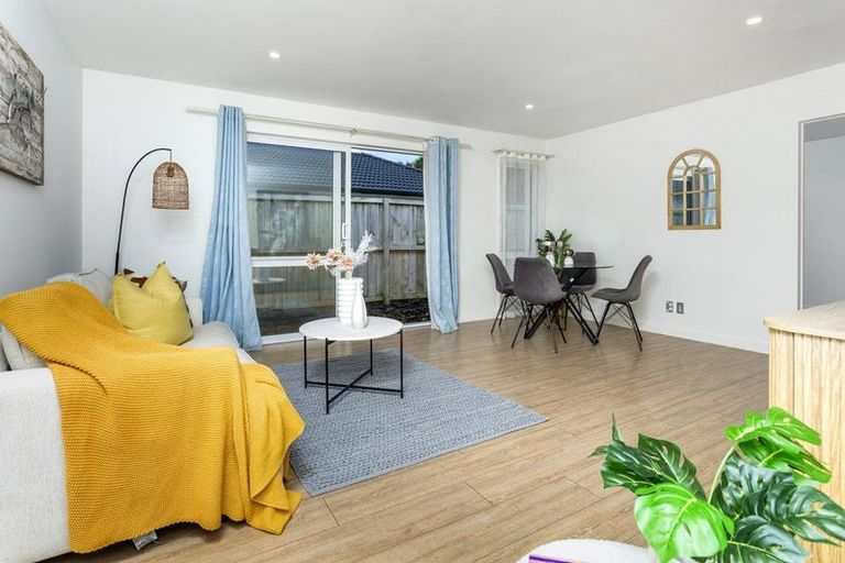 Photo of property in 25 Ahorangi Road, Silverdale, 0932