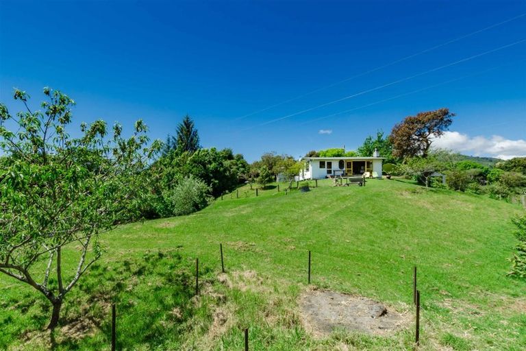 Photo of property in 112 Ngarara Road, Waikanae, 5036