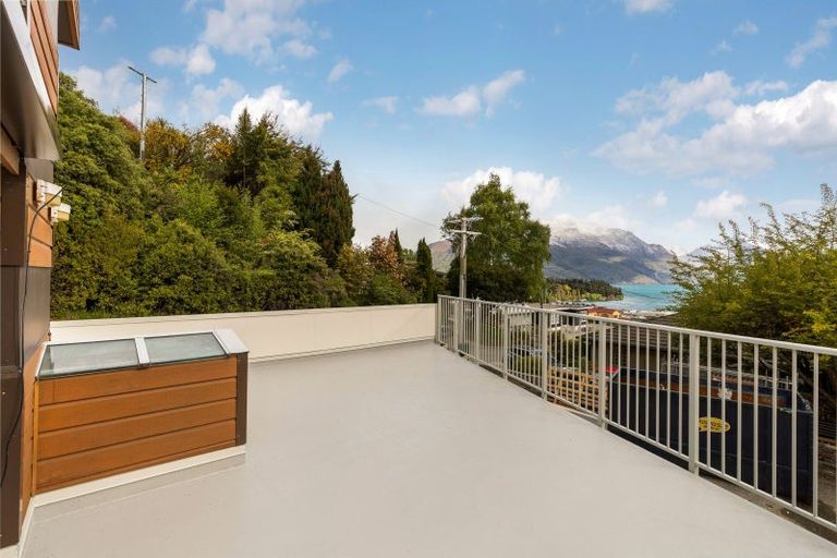 Photo of property in 5a Anderson Heights, Queenstown, 9300