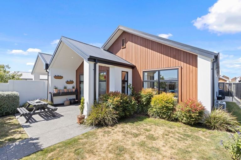 Photo of property in 5 Earhart Lane, Wigram, Christchurch, 8042