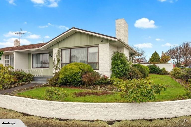 Photo of property in 2/158 Maidstone Road, Avonhead, Christchurch, 8042