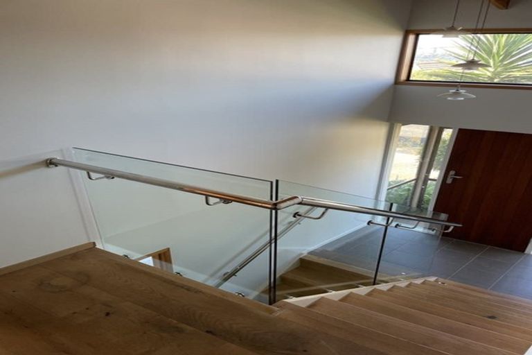 Photo of property in 1/1 Richards Avenue, Forrest Hill, Auckland, 0620