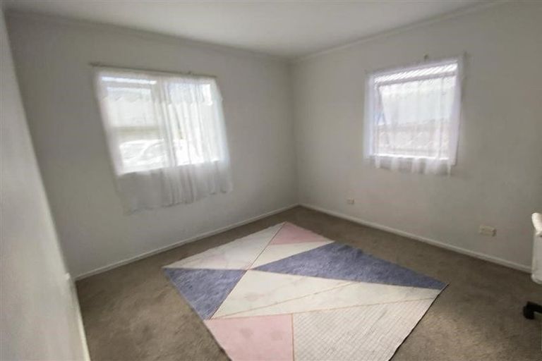 Photo of property in 47 Flat Bush Road, Clover Park, Auckland, 2023