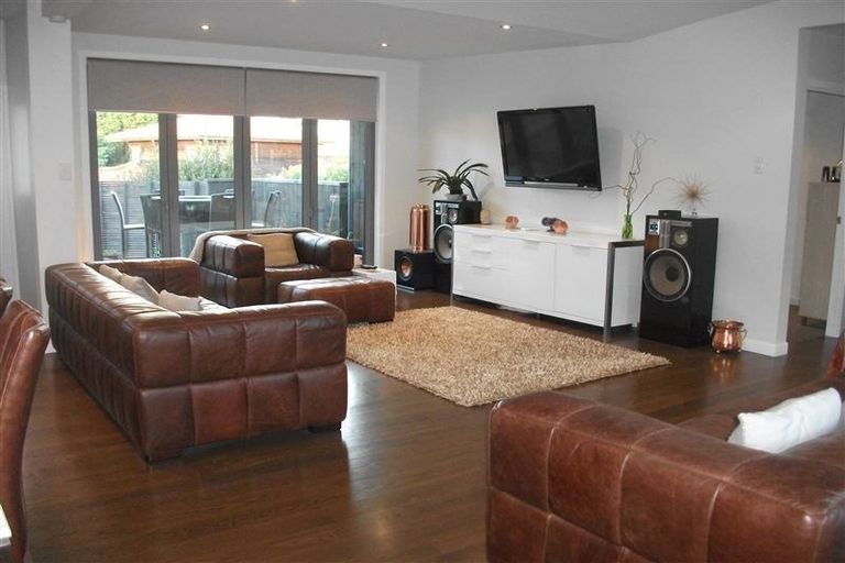 Photo of property in 33a Rewi Street, Torbay, Auckland, 0630