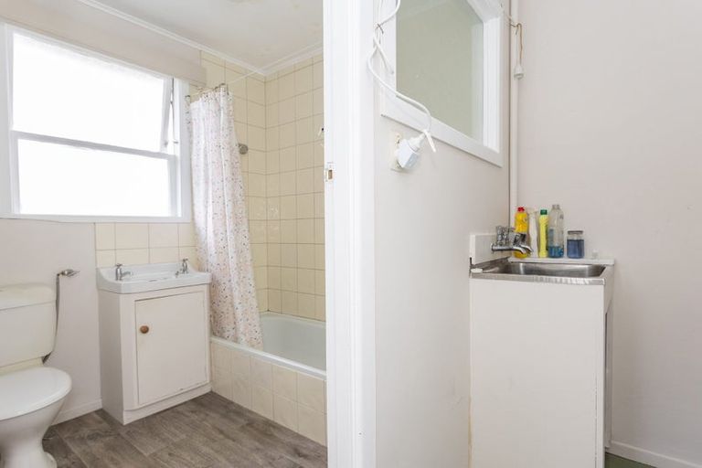 Photo of property in 5/52 Bannerman Road, Morningside, Auckland, 1022