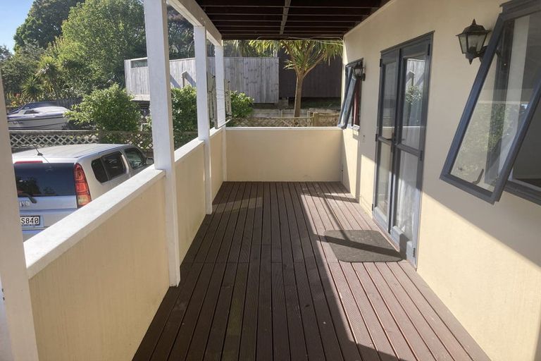 Photo of property in 115 Vipond Road, Stanmore Bay, Whangaparaoa, 0932