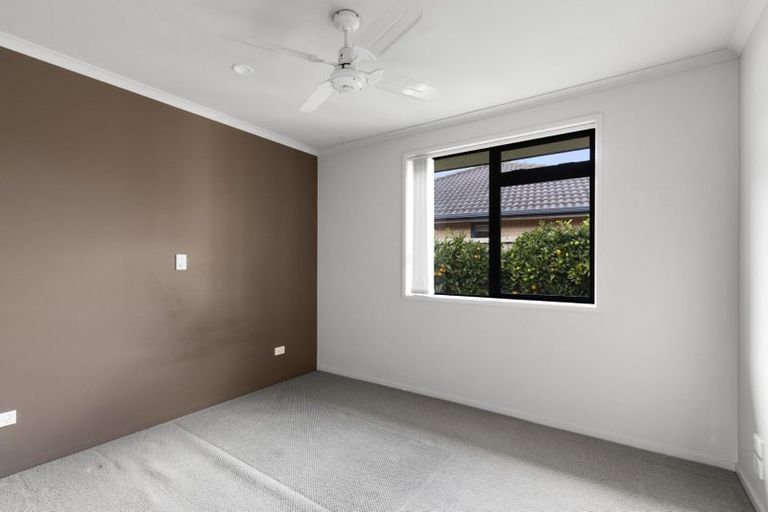 Photo of property in 5 Holcroft Place, Huntington, Hamilton, 3210