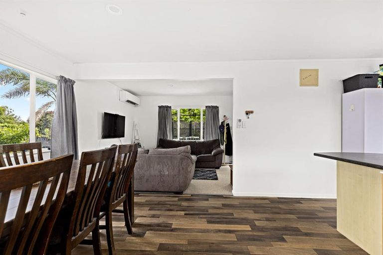 Photo of property in 53a Springs Road, Parakai, 0830