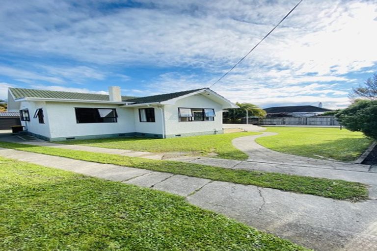 Photo of property in 27 Palm Avenue, Stoke, Nelson, 7011