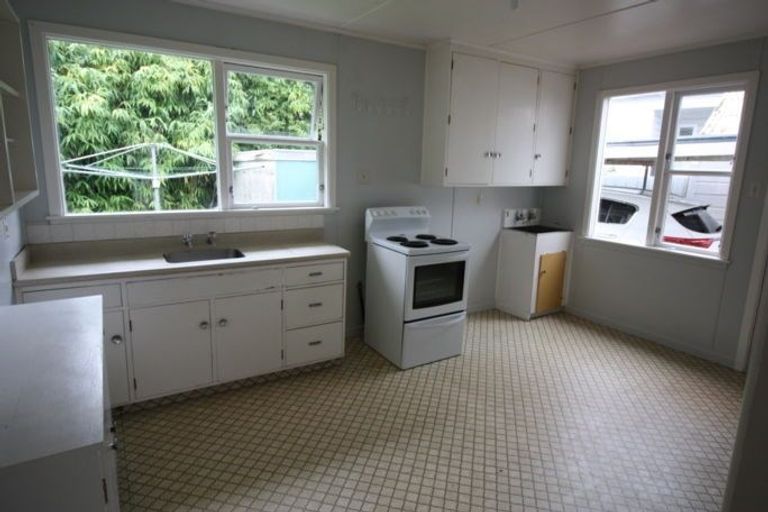 Photo of property in 391 College Street, Hokowhitu, Palmerston North, 4410