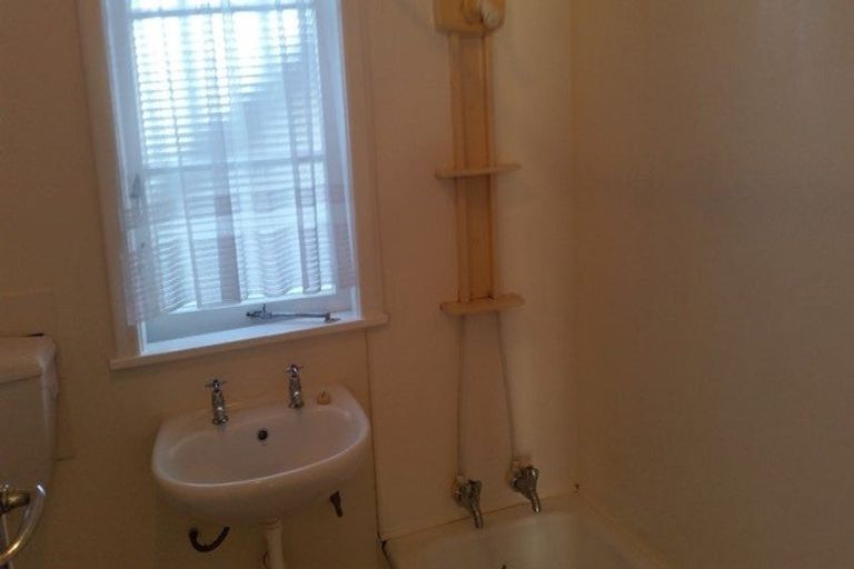 Photo of property in 100 Fraser Street, Tauranga South, Tauranga, 3112