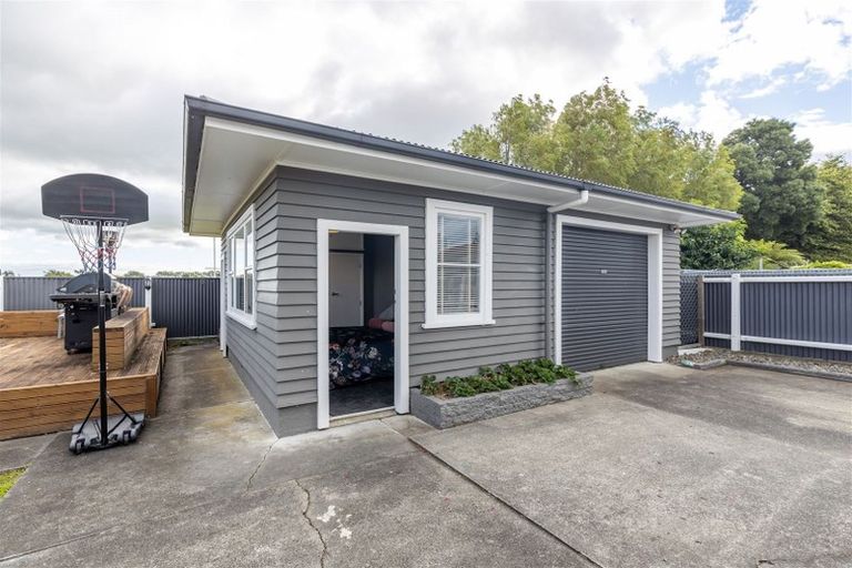 Photo of property in 16 Aspiring Avenue, Milson, Palmerston North, 4414