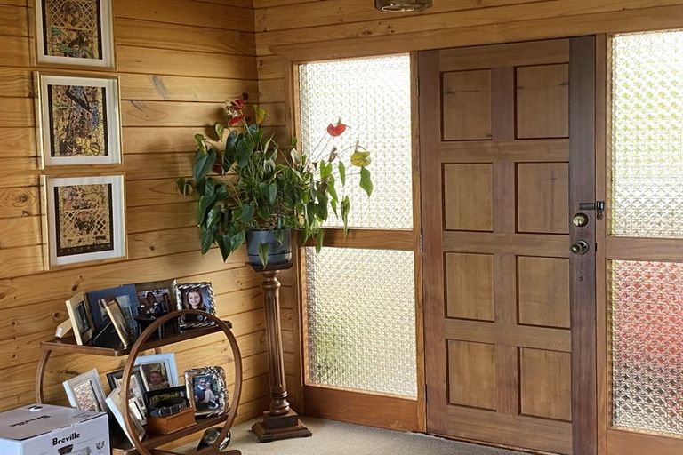 Photo of property in 10 Tui Grove, Paihia, 0200