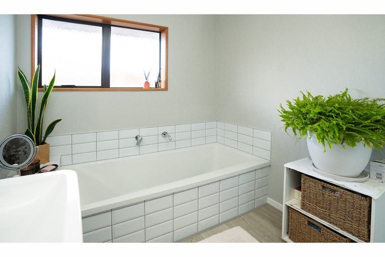 Photo of property in 3 Carver Close, Kerikeri, 0230