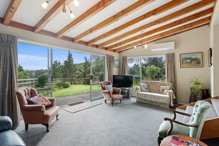 Photo of property in 132 Mangaone Road, Hautere, Otaki, 5582