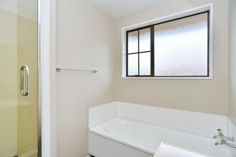 Photo of property in 2/106 Reynolds Avenue, Bishopdale, Christchurch, 8053