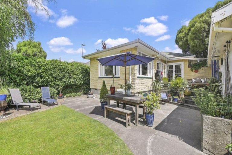 Photo of property in 168 Condell Avenue, Papanui, Christchurch, 8053