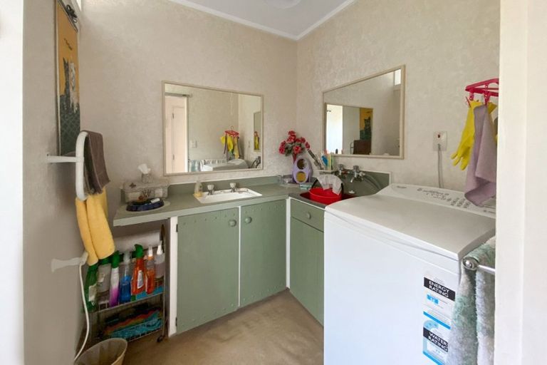 Photo of property in 49a Old Onerahi Road, Onerahi, Whangarei, 0110