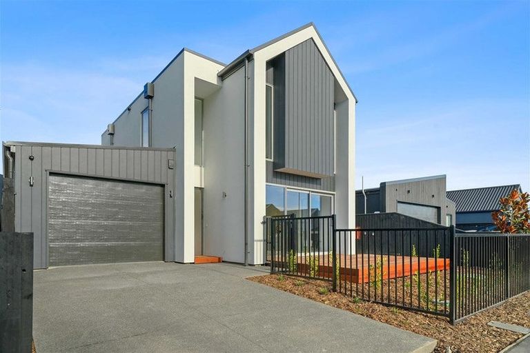 Photo of property in 37 Collies Road, Casebrook, 8051