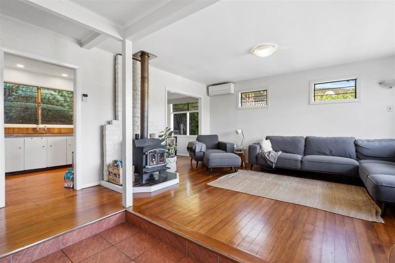 Photo of property in 8 James Grove, Stokes Valley, Lower Hutt, 5019