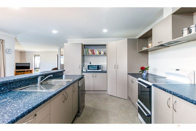 Photo of property in 10 South Terrace Road, Geraldine, 7930