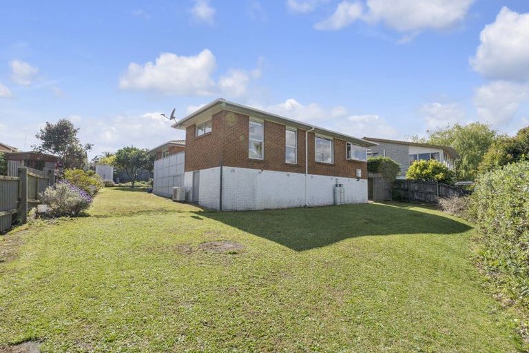 Photo of property in 19c Te Anau Place, Pakuranga Heights, Auckland, 2010