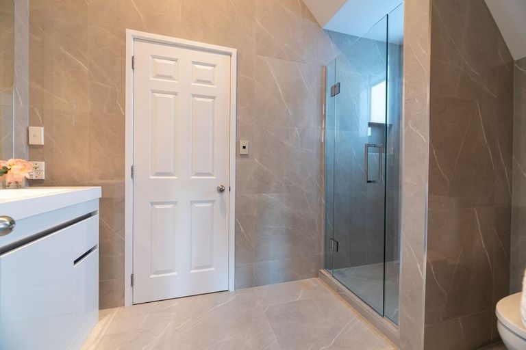 Photo of property in 61 Manor Park, Sunnyhills, Auckland, 2010