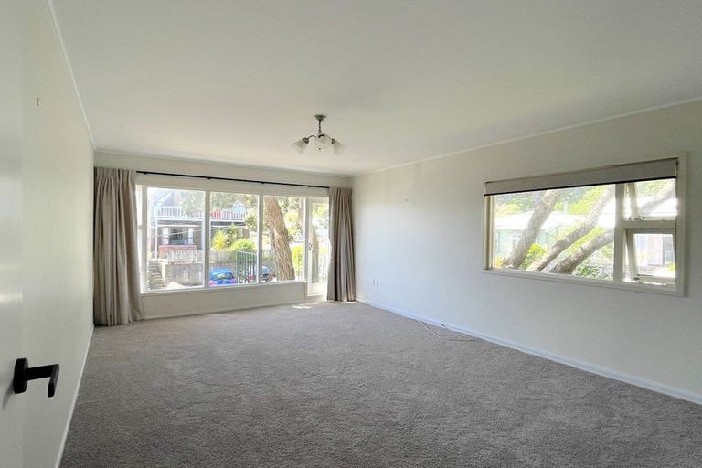 Photo of property in 3/4 Scarborough Terrace, Mount Victoria, Wellington, 6011