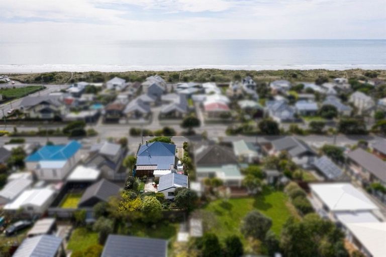 Photo of property in 62 Oram Avenue, New Brighton, Christchurch, 8061