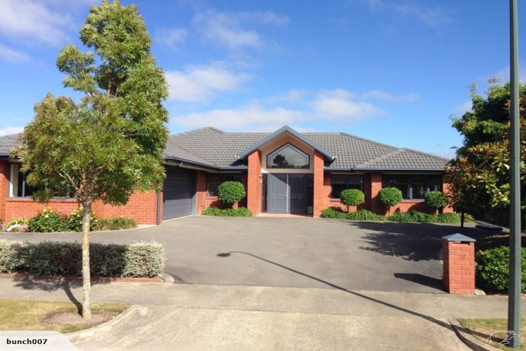 Photo of property in 10 Jasper Place, Northwood, Christchurch, 8051