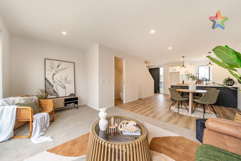 Photo of property in 43 Pipi Place, Levin, 5510