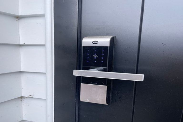 Photo of property in 29 Windy Ridge Road, Glenfield, Auckland, 0629