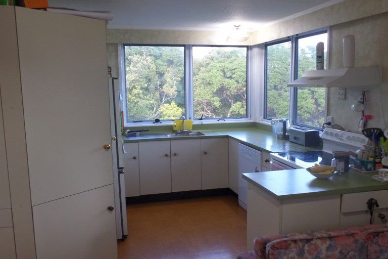 Photo of property in 10 Adams Road, Thornton Bay, Thames, 3575