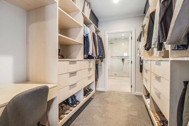 Photo of property in 14 Centaurus Road, Cashmere, Christchurch, 8022