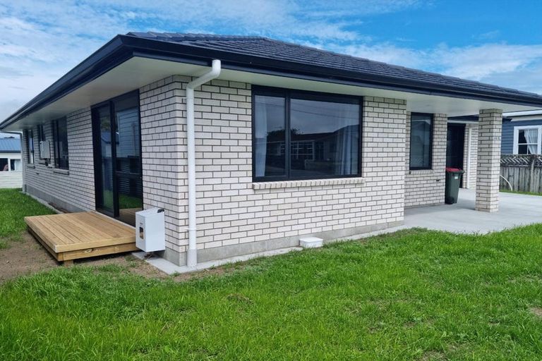 Photo of property in 40a Collins Street, Hawera, 4610