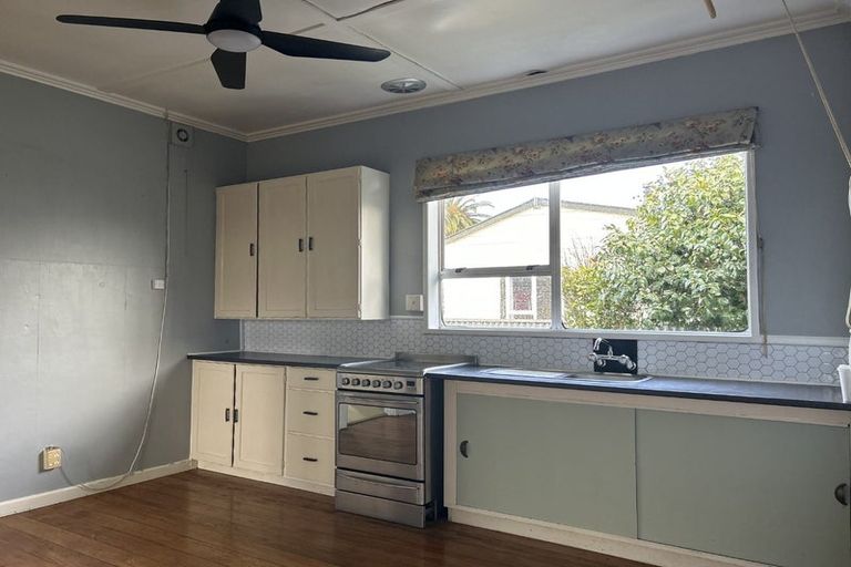 Photo of property in 16 Julia Street, Pahiatua, 4910