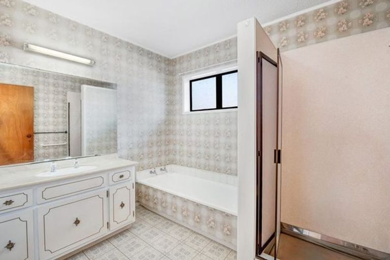 Photo of property in 47a Bay Street, Red Beach, 0932