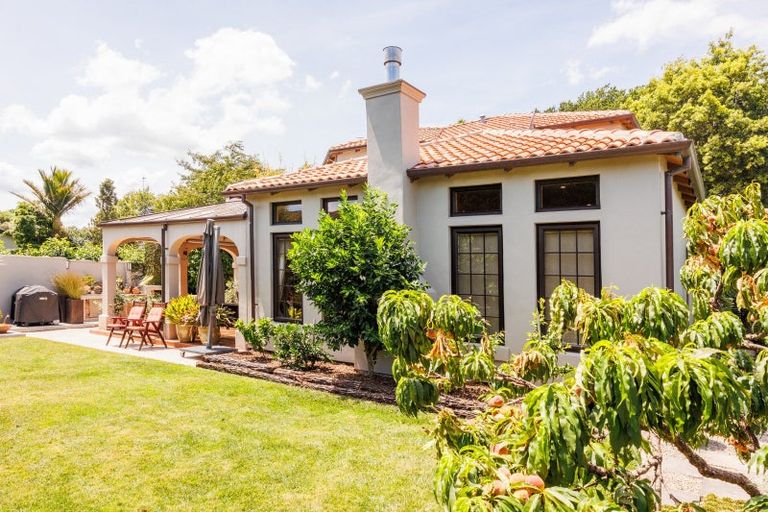 Photo of property in 32a Ihaka Street, Hokowhitu, Palmerston North, 4410