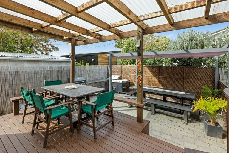 Photo of property in 702 Queen Street East, Parkvale, Hastings, 4122