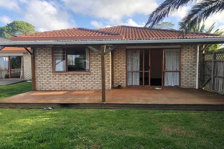 Photo of property in 4 Greenberry Drive, Ranui, Auckland, 0612