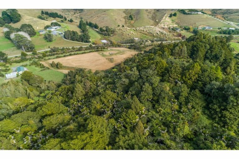 Photo of property in 233 Ahuroa Valley Road, Makarau, Warkworth, 0981