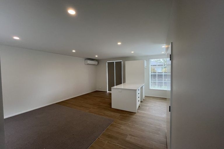 Photo of property in 2/36 Allard Street, Edgeware, Christchurch, 8013