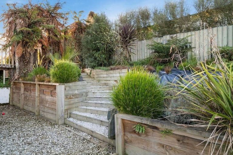 Photo of property in 105 Rangatira Drive, Mangakino, 3421