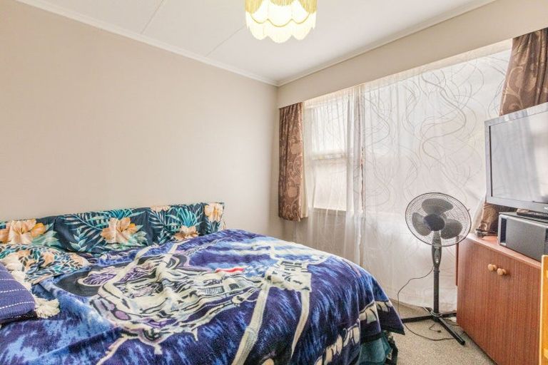 Photo of property in 27 Norwich Crescent, Tamatea, Napier, 4112