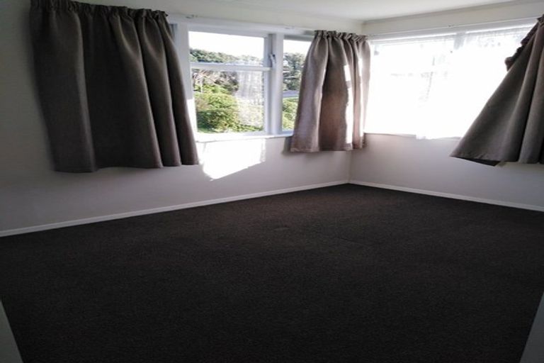 Photo of property in 43 Justine Street, Cannons Creek, Porirua, 5024